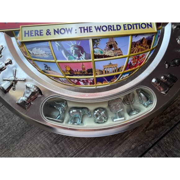 Monopoly Here & Now: World Edition Electronic Banking Unit 2008 Collectors Tin - Picture 2 of 15